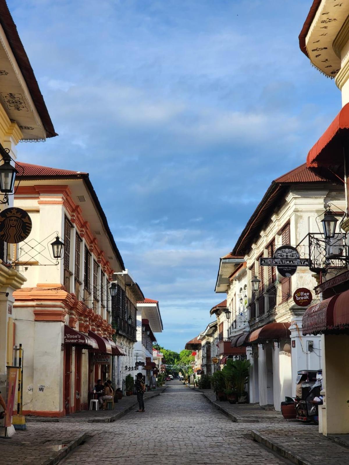 The River House - Loft Unit - Vigan Eksteriør bilde
